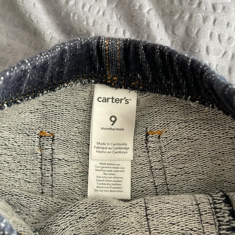 2 Pairs Carters 9M pants unisex